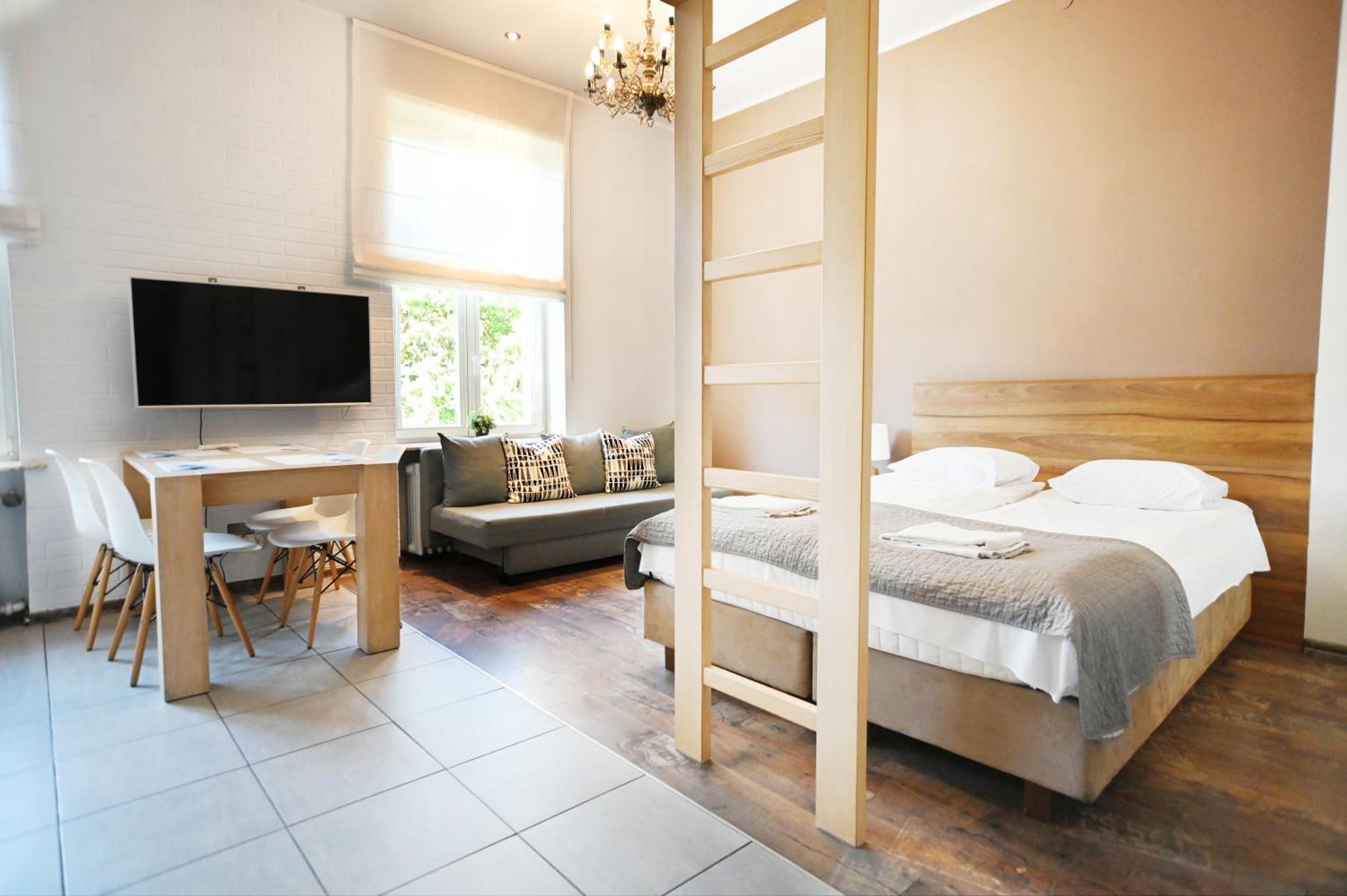 Przy Plazy Apartment *